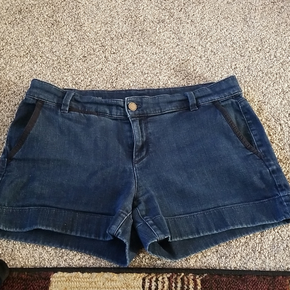 Women's jean shorts 8 Ann Taylor
